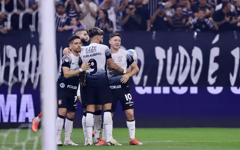 Corinthians x Criciúma: onde assistir, horário e escalações do jogo do Brasileirão