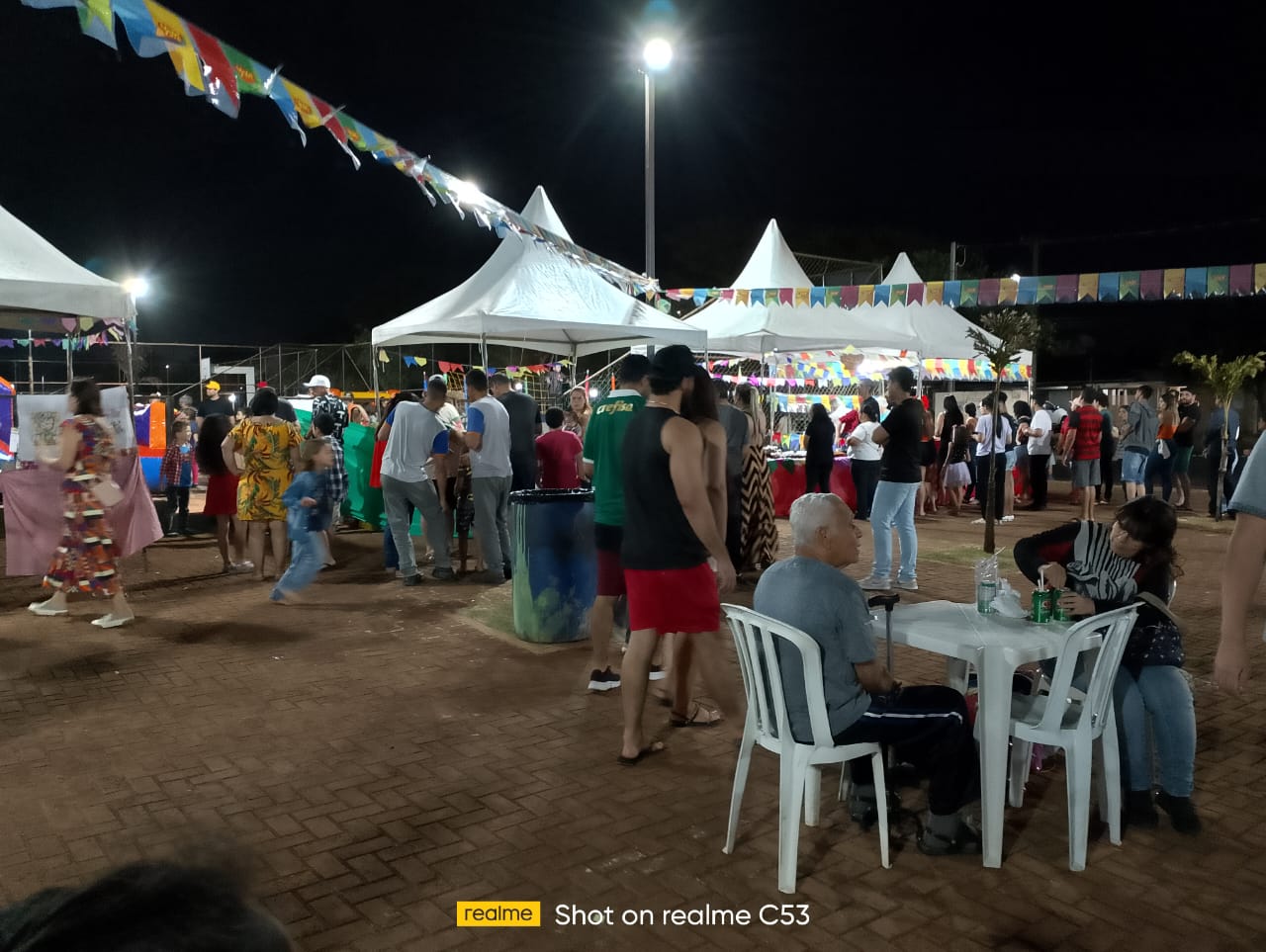 Condomínio Village Parati comemora 12 anos com animado arraiá
