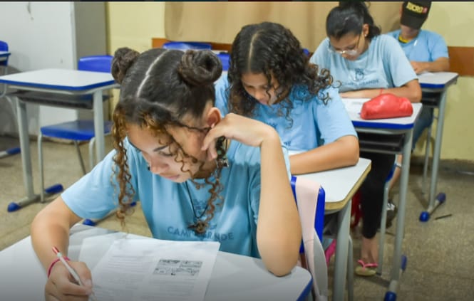 Último dia do Simulado REME mobilizou 80 mil alunos da Rede Municipal